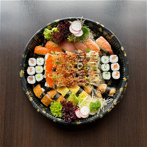 Sushi family box (44 stuks)